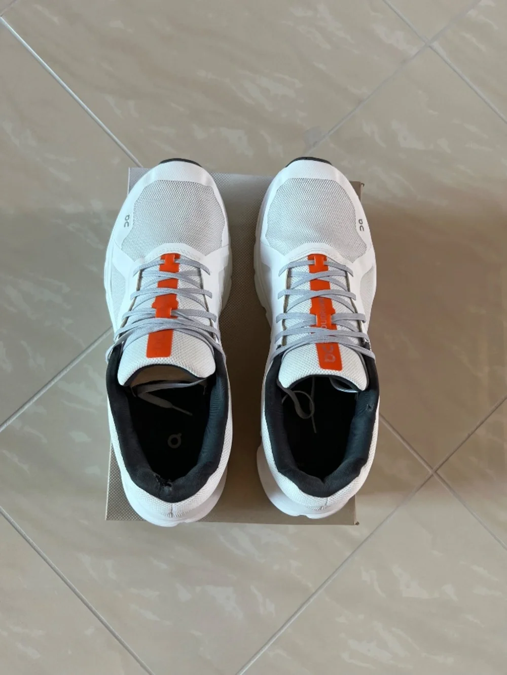 0040 ON Cloudrunner Men's Undyed-White / Flame US 13